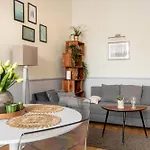 Malila Premium Szczepanski Square Apartment