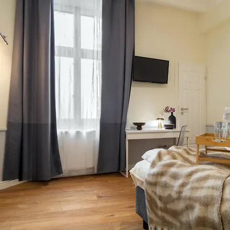 Malila Premium Szczepanski Square *