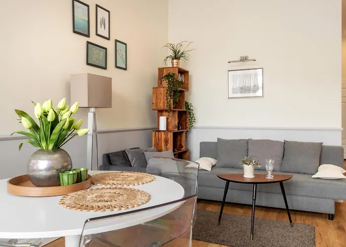 Malila Premium Szczepanski Square Apartment