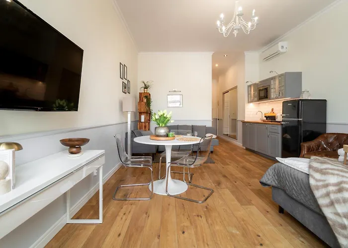 Malila Premium Szczepanski Square *