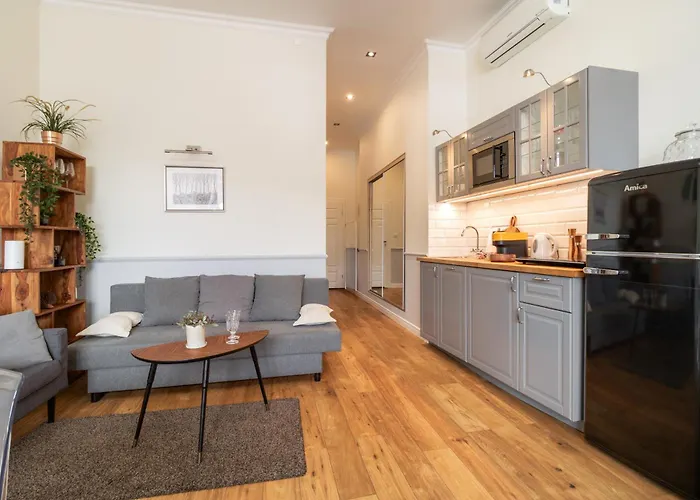 Malila Premium Szczepanski Square Lägenhet