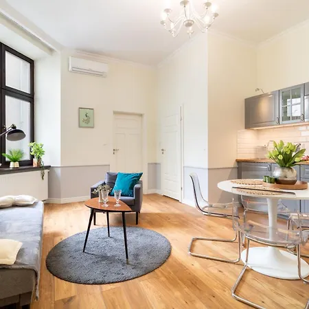 Malila Premium Szczepanski Square